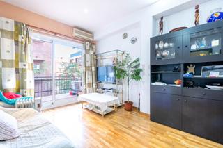 Flat  Calle pi i margall. Piso para entrar a vivir con excelente ubicación en gracia