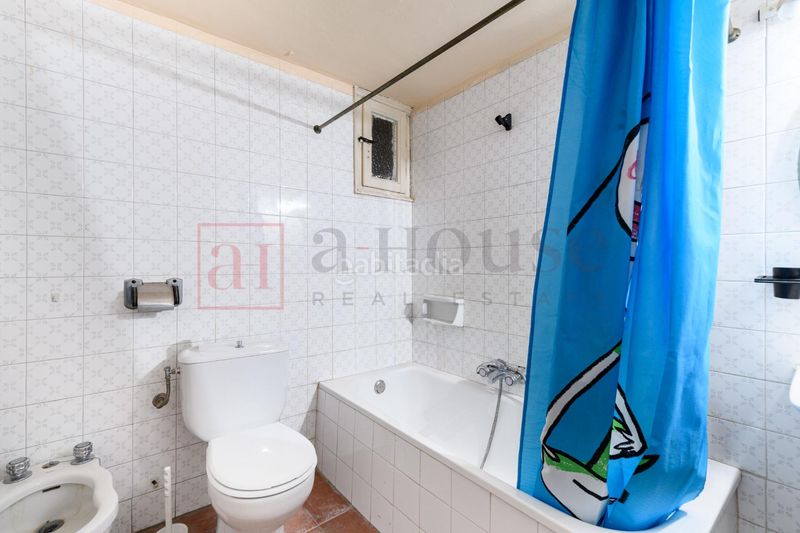 Foto 91b635b5-4625-450c-889a-a3a9844f29c7. Pis amb calefacció a Barri de les Corts Barcelona