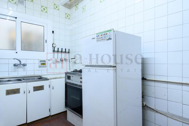 Foto b33dc84e-a130-4896-b77e-9f4383263ff7. Pis amb calefacció a Barri de les Corts Barcelona