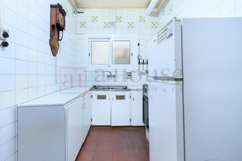 Foto bf7ebed0-2472-4a64-8d15-dbd71b6399cb. Pis amb calefacció a Barri de les Corts Barcelona