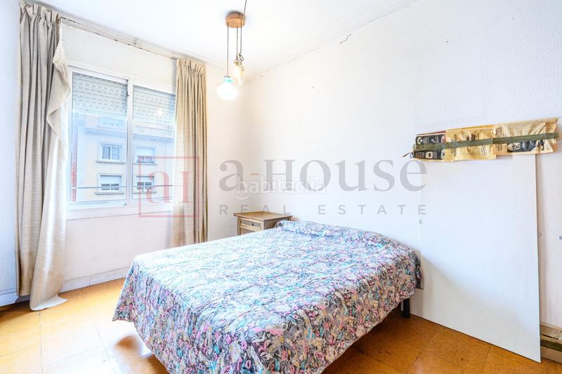 Foto cd7cf965-bda2-4d84-9c61-6f4f2403a6ff. Pis amb calefacció a Barri de les Corts Barcelona