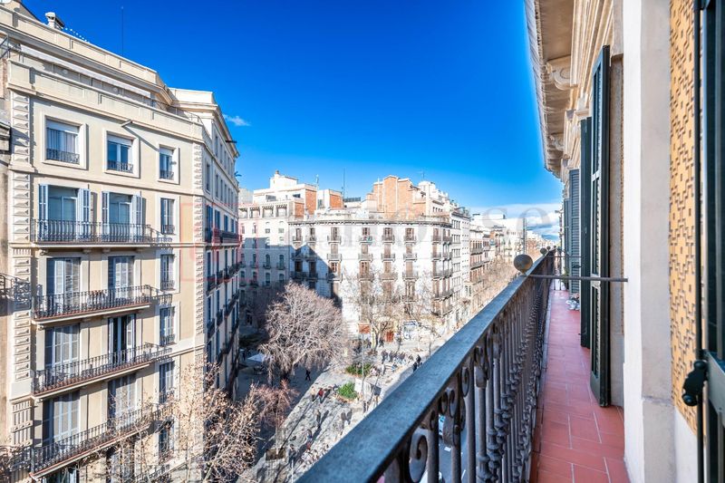 Foto a571e4c0-a50e-4eef-abbb-027bc7de301e. Pis amb calefacció aparcament a Dreta de l´Eixample Barcelona