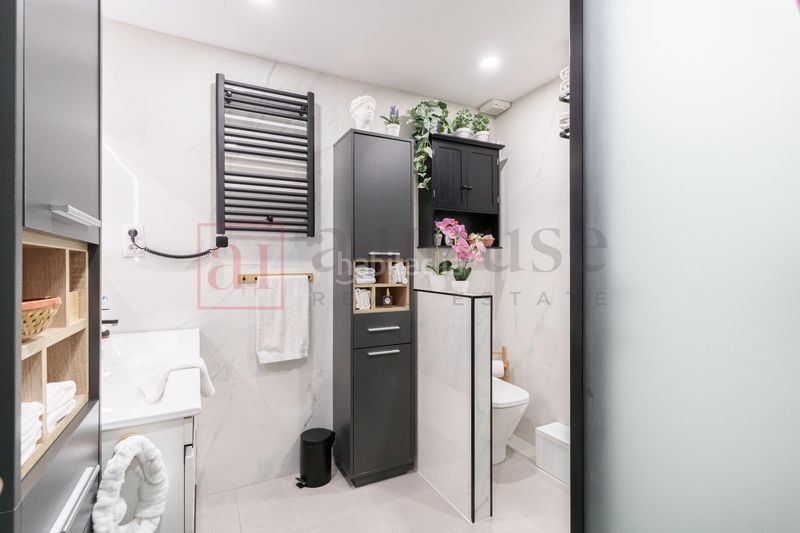 Foto da1228d8-aa4b-4cd0-986c-43533e509e5e. Planta baixa amb calefacció piscina a Norte-Universidad Móstoles
