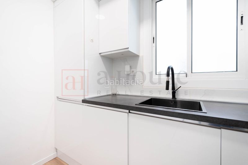 Foto 56915305-41c8-4940-b4ab-87a561c5edda. Pis amb calefacció a Dreta de l´Eixample Barcelona