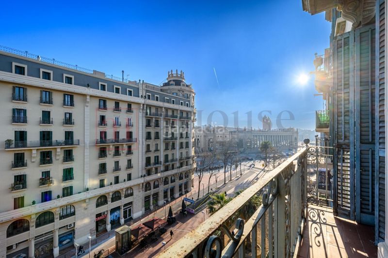 Foto 309e13f5-f9dc-4bae-9b4b-e183bfe00fa1. Pis a Sant Antoni Barcelona