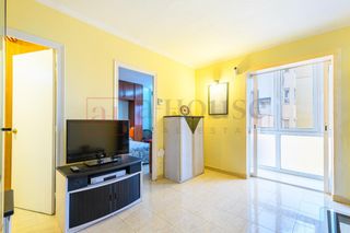 Pis  Calle de larrard. Piso con múltiples posibilidades a pocos metros del park güell