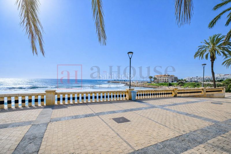 Foto a92c648f-1cdc-4414-9aef-430d4b593608. Pis amb calefacció piscina a Aiguadolç - Sant Sebastià Sitges