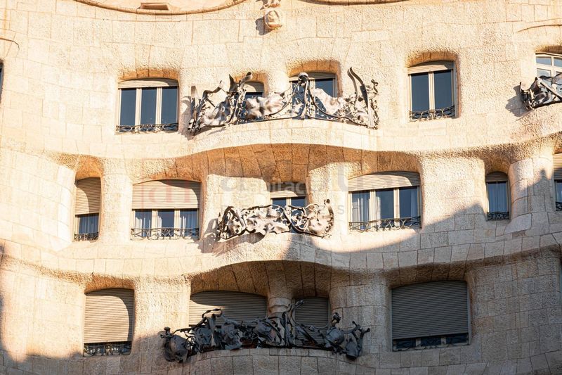 Foto 3c56fe3f-0809-4c59-a8f4-e137b05d8d21. Aparcament cotxe a Dreta de l´Eixample Barcelona