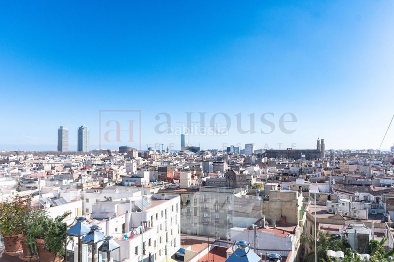 Foto eba2d28f-5a87-443e-b9e2-a213e25c52ab. Aparcament cotxe a Dreta de l´Eixample Barcelona