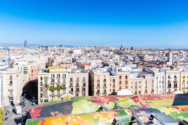 Foto fd7c31eb-6397-4902-b9b4-4a2783b60058. Aparcament cotxe a Dreta de l´Eixample Barcelona