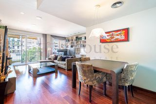 Pis  Carrer de mallorca. Piso luminoso con balcón en l  eixample