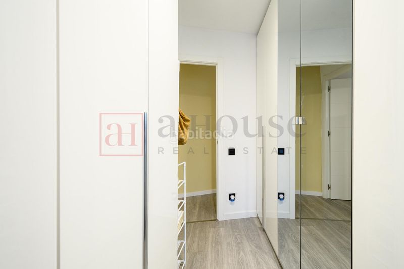 Foto 35cfa444-83d5-4d48-81f0-bf2902bb9e0d. Pis a La Teixonera Barcelona