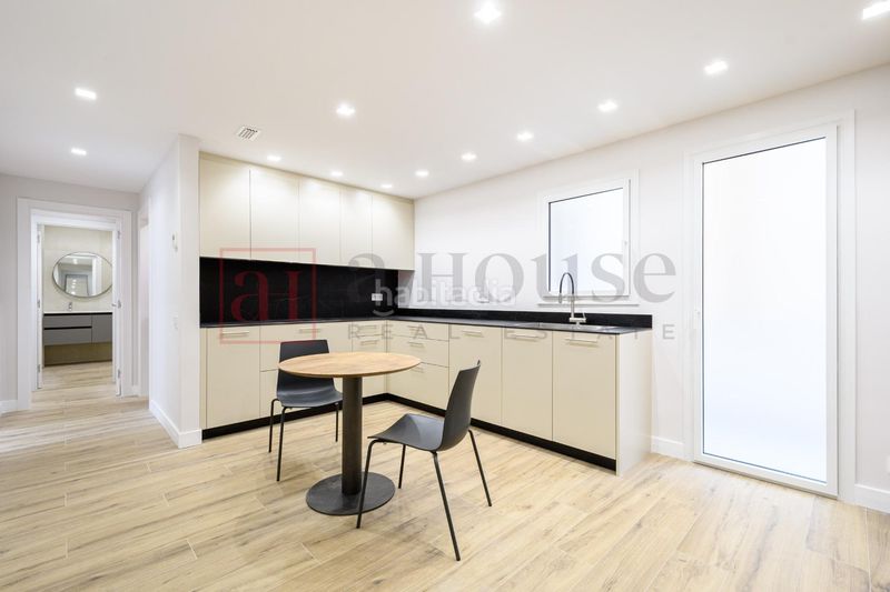 Foto c84b26fa-2acb-4c7d-bea8-c48cf7694371. Pis a La Nova Esquerra de l´Eixample Barcelona