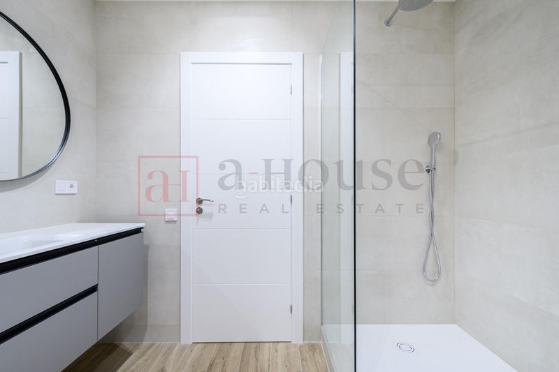 Foto ee86dc3e-5075-4960-ad72-c68a1c010927. Pis a La Nova Esquerra de l´Eixample Barcelona