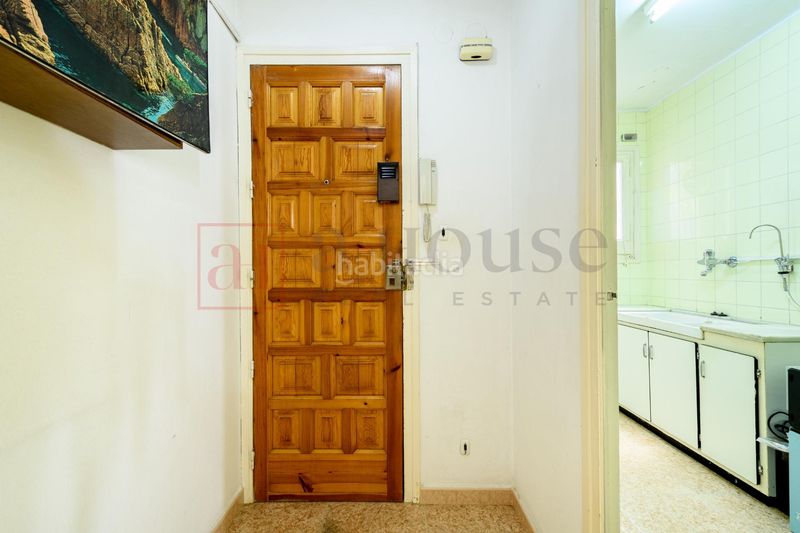 Foto 1ce6a51b-ae90-4019-b351-207c25733e8f. Pis a Centre Castelldefels