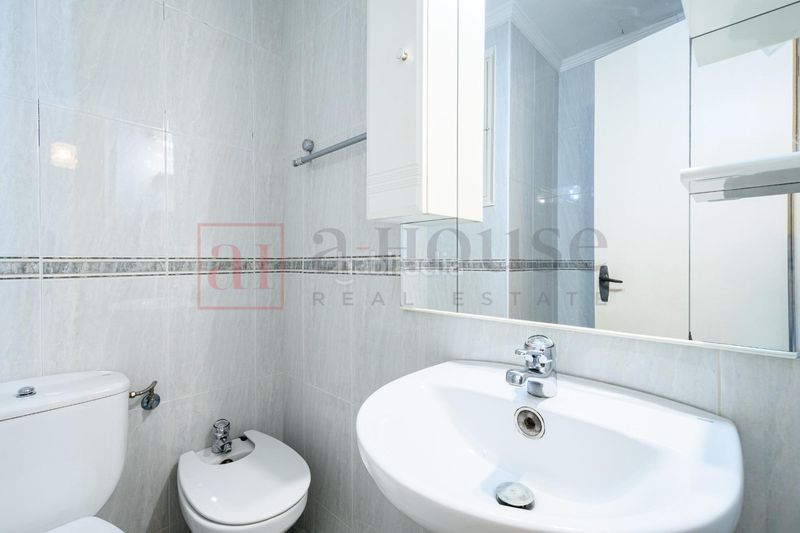 Foto fd677e87-0d49-4e9d-8850-9333407af581. Pis a Centre Castelldefels