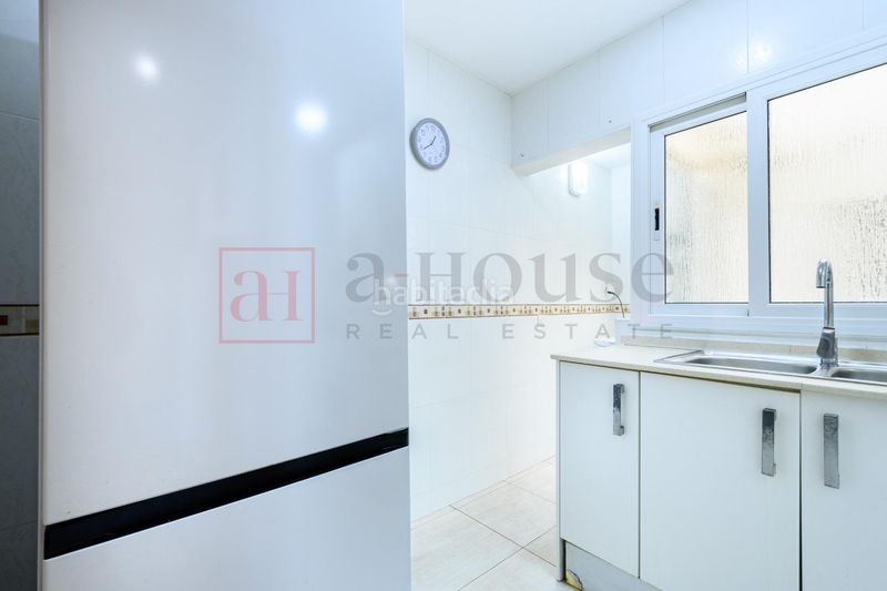 Foto 45980663-996f-4561-a8b5-d987bdc6d729. Àtic amb calefacció a Llefià Badalona