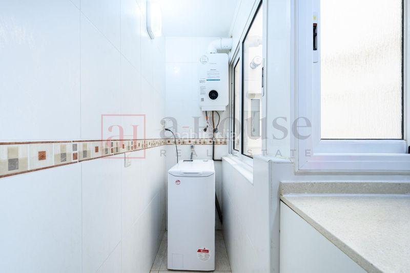 Foto 79f7738a-735d-4979-b414-751fb3f32d2c. Àtic amb calefacció a Llefià Badalona