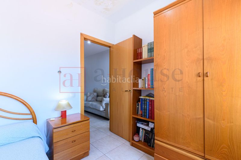 Foto 81b20d89-bdf6-42be-b090-ec1b4c09cc10. Àtic amb calefacció a Llefià Badalona