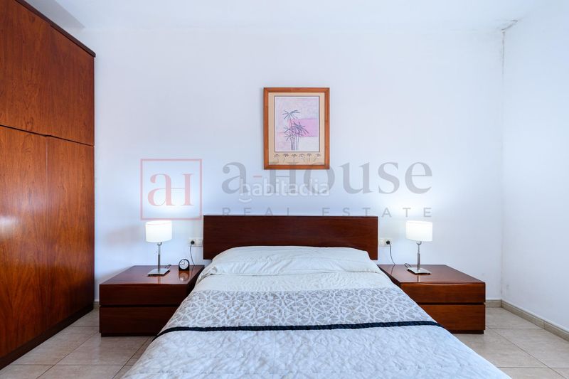 Foto b16e5530-180b-49c4-b679-09b8a1e10bd6. Àtic amb calefacció a Llefià Badalona