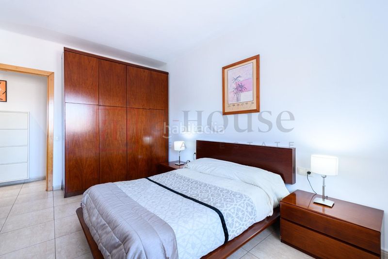 Foto d9936450-6598-4c59-a2bd-81e98b54beb6. Àtic amb calefacció a Llefià Badalona