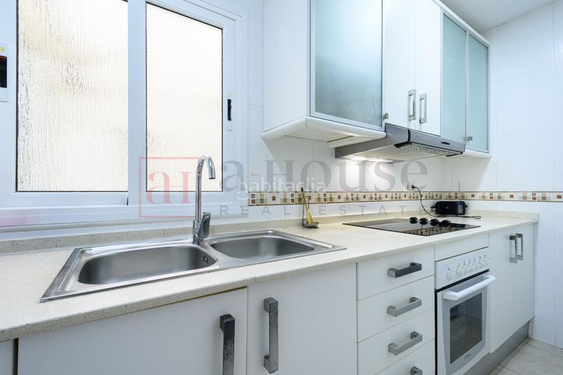 Foto ddb49a2a-4397-4f33-8279-0a551f430d2a. Àtic amb calefacció a Llefià Badalona