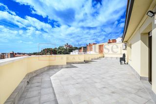 Penthouse  Avenida de manuel girona. Sobreático luminoso, listo para entrar a vivir y con doble terra