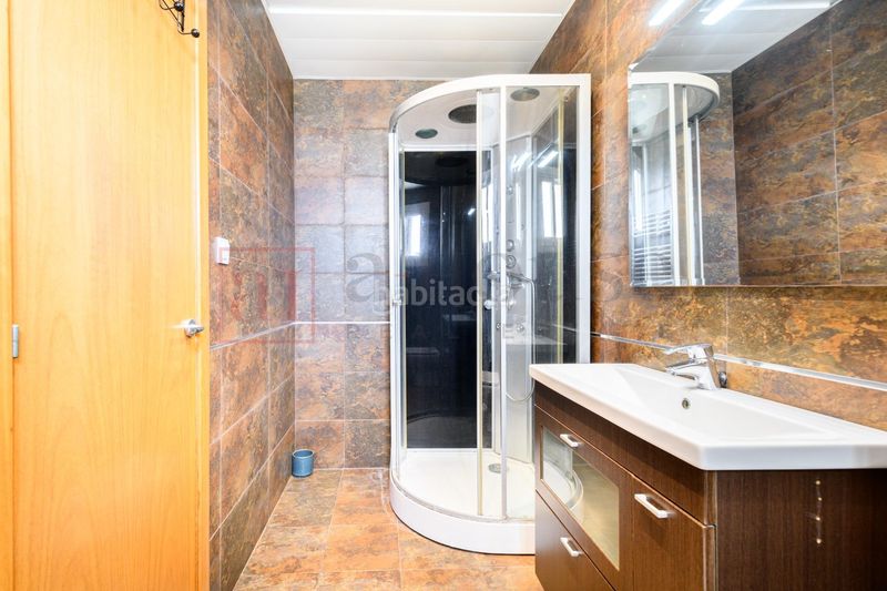 Foto 0a5af1eb-30c0-402a-b847-b774489e70a9. Àtic amb calefacció a Castell-Poble Vell Castelldefels