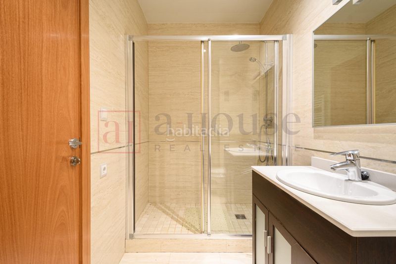 Foto 2641dc64-11a2-4537-9efa-d4e12d58cf22. Àtic a Castell-Poble Vell Castelldefels