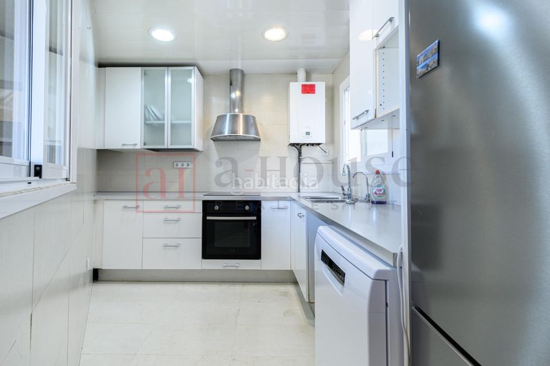 Foto 399aa9ce-d371-4f56-8b8b-926ac551e8fd. Àtic a Castell-Poble Vell Castelldefels