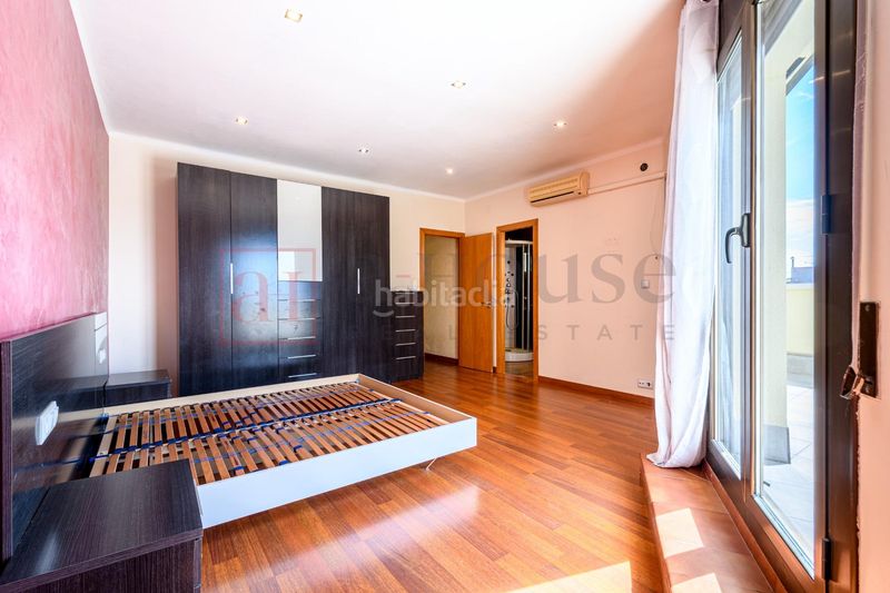 Foto cf364e50-124d-45a6-b398-aa4de6685de3. Àtic a Castell-Poble Vell Castelldefels