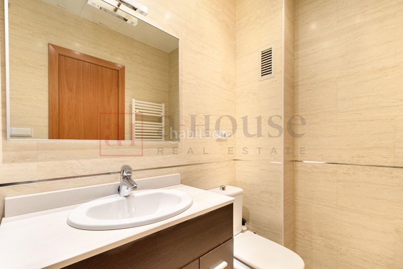 Foto f47195d5-0331-45b0-a78c-c1c85e7b8821. Àtic a Castell-Poble Vell Castelldefels