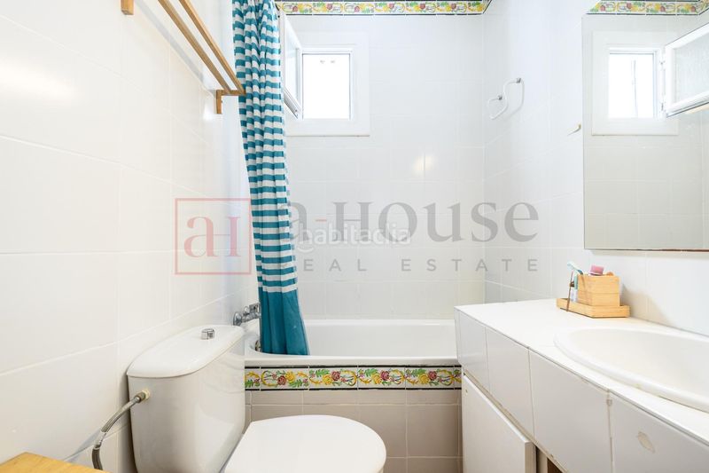 Foto 4d08818e-34b6-4bee-a177-660c637c2d5e. Pis a Sagrada Família Barcelona