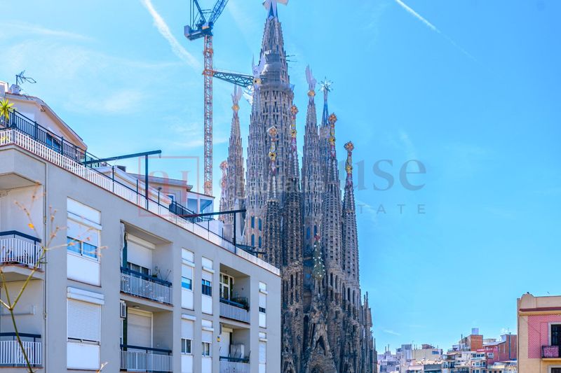 Foto e830f710-11fa-4180-bd50-037f808de917. Pis a Sagrada Família Barcelona