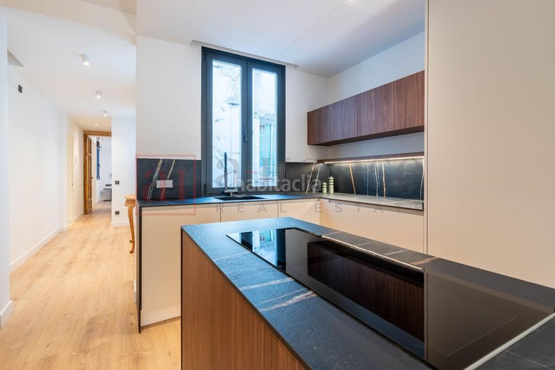 Foto 00982c25-e3d8-47ca-94c7-08420bc6f456. Pis a Justicia-Chueca Madrid