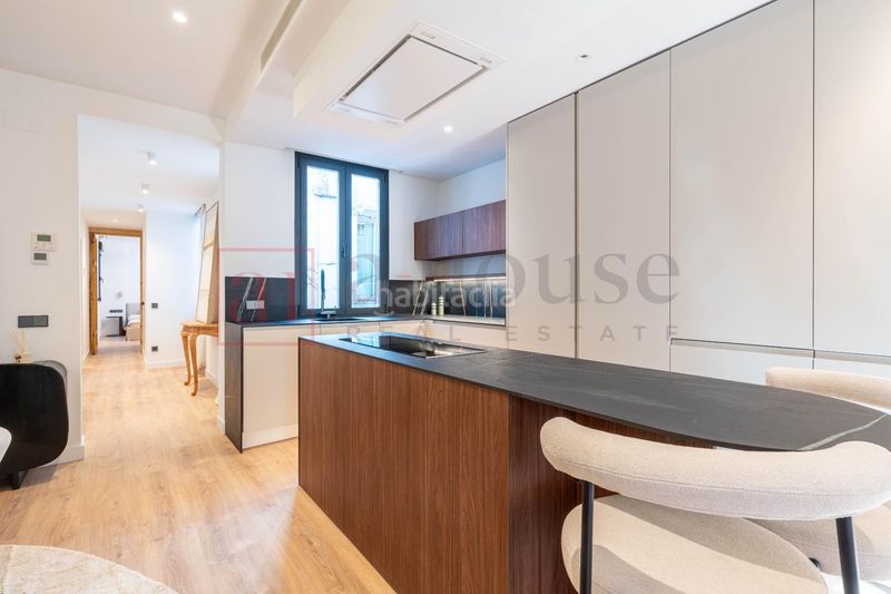 Foto 1257253c-d2cc-48e3-ae63-ed8177b5734b. Pis a Justicia-Chueca Madrid