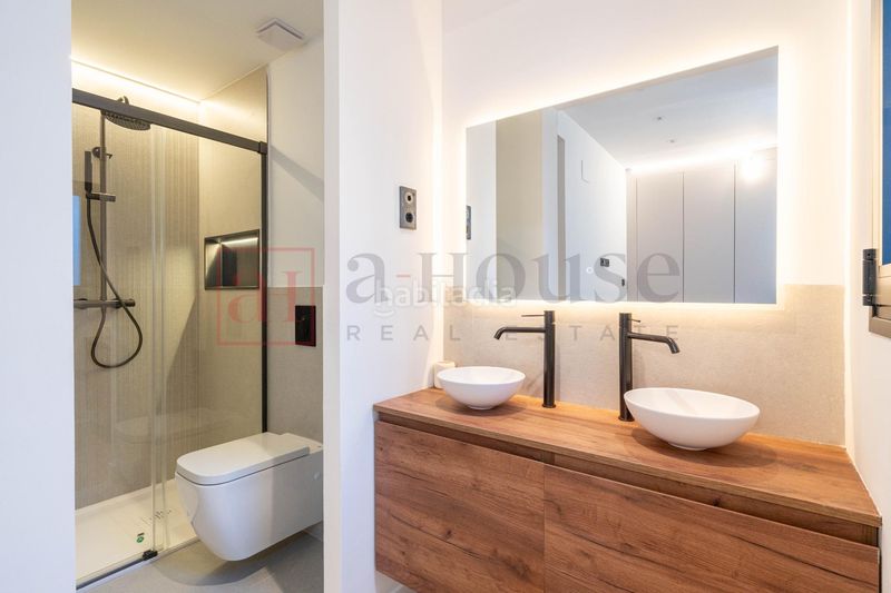 Foto 3ae0e80a-b63d-4a65-bc22-6ce281c13197. Pis a Justicia-Chueca Madrid