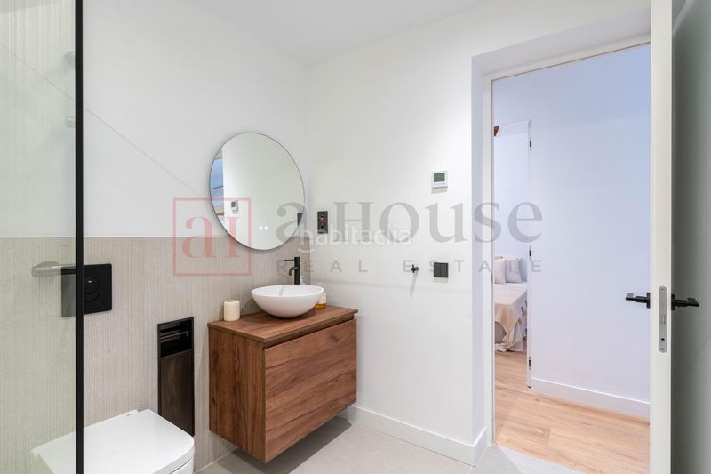 Foto cb7a5f16-efa8-446a-8ef5-359d4ea1d96f. Pis a Justicia-Chueca Madrid