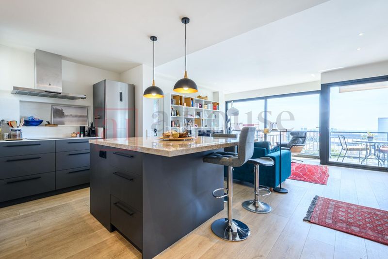 Foto 0980a73d-8120-41d8-a468-8377a8df358f. Pis amb aparcament a Pedralbes Barcelona