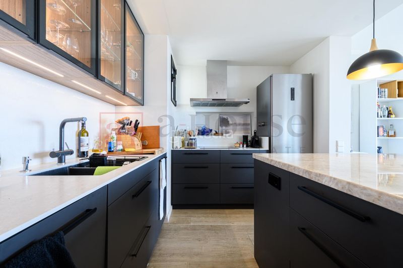 Foto 89591512-25c9-4c55-8e31-a3253df42e21. Pis amb aparcament a Pedralbes Barcelona