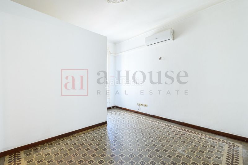 Foto e684ce07-8eb3-44b8-aade-ace114077881. Pis a Dreta de l´Eixample Barcelona