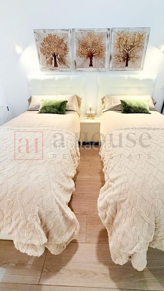 Foto bb0aa455-1e63-4777-b0f1-a64f633f5b24. Planta baixa amb calefacció piscina a Delicias Madrid