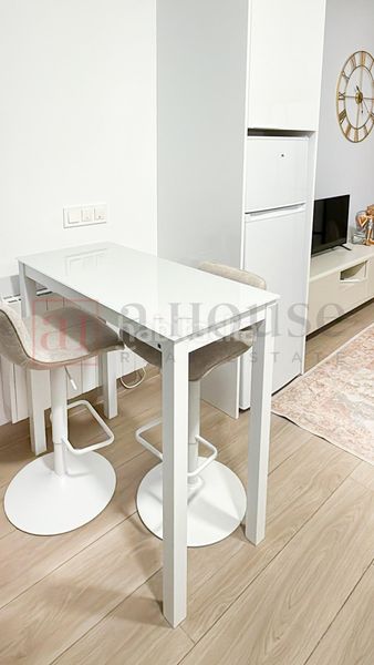 Foto 4f6e9ca6-c175-4482-bdfb-14385f044e65. Planta baixa amb calefacció piscina a Chopera Madrid