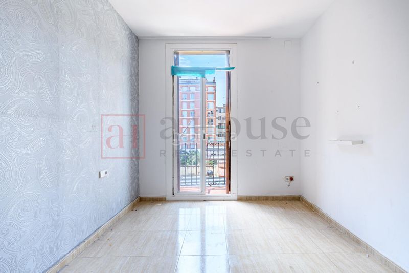 Foto 7a31aecc-95bd-4a9e-a834-68ba1fbd8d39. Pis a Dreta de l´Eixample Barcelona