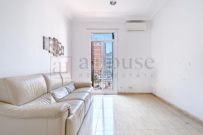 Foto a9f8668d-7465-49aa-9349-b8db71e9af4d. Pis a Dreta de l´Eixample Barcelona