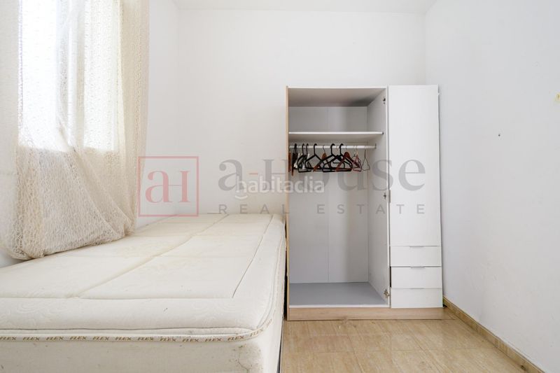 Foto aa2404e5-57c4-464d-b11a-5f53d0517e12. Pis a Dreta de l´Eixample Barcelona
