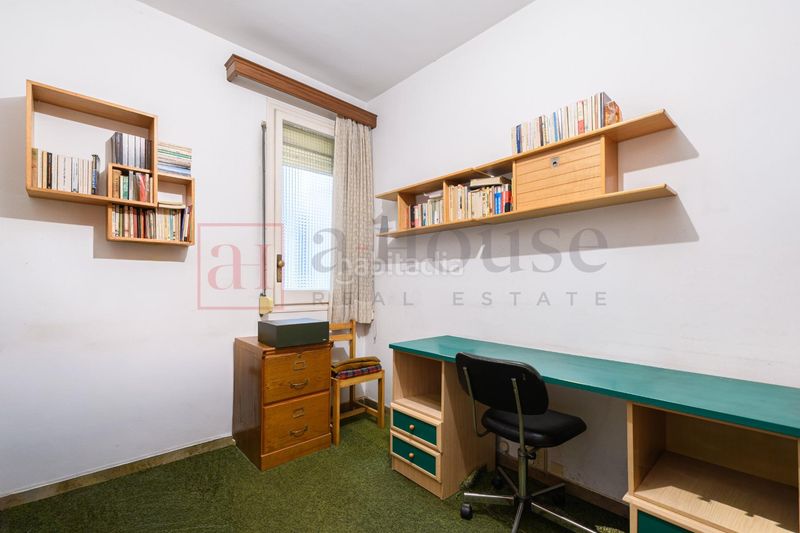 Foto 371683a3-ca64-4bf9-bf81-5acd69b92d54. Pis amb calefacció a La Nova Esquerra de l´Eixample Barcelona