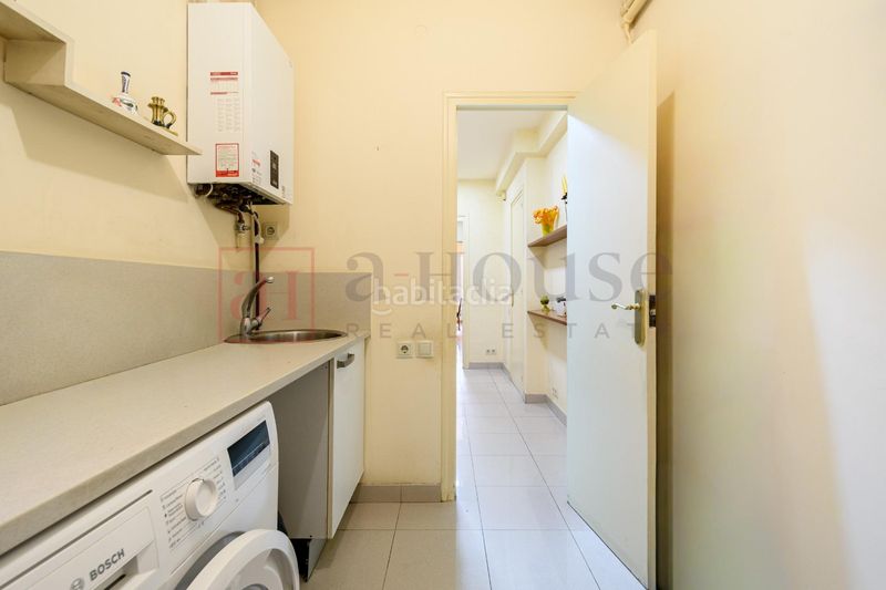 Foto ad78ecf5-5e36-4c87-8db2-a4c91e4a25c5. Pis amb calefacció a La Nova Esquerra de l´Eixample Barcelona