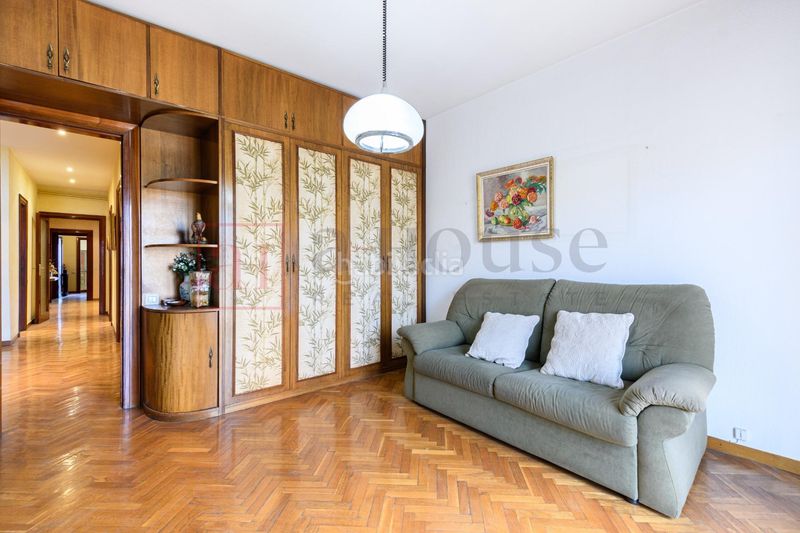 Foto c6d44ff3-21f3-46fe-9846-6b7d5e9b31b4. Pis amb calefacció a La Nova Esquerra de l´Eixample Barcelona