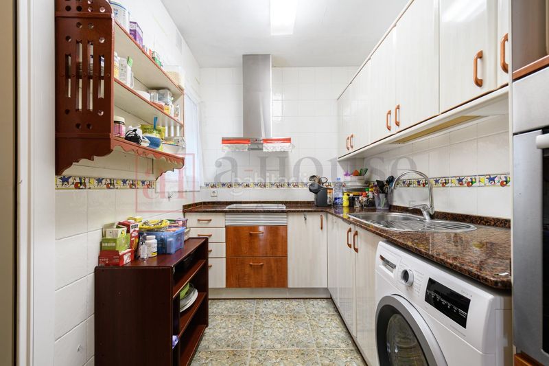 Foto 17d81c38-63fe-4606-85bd-be326be0b64d. Pis amb calefacció a La Nova Esquerra de l´Eixample Barcelona